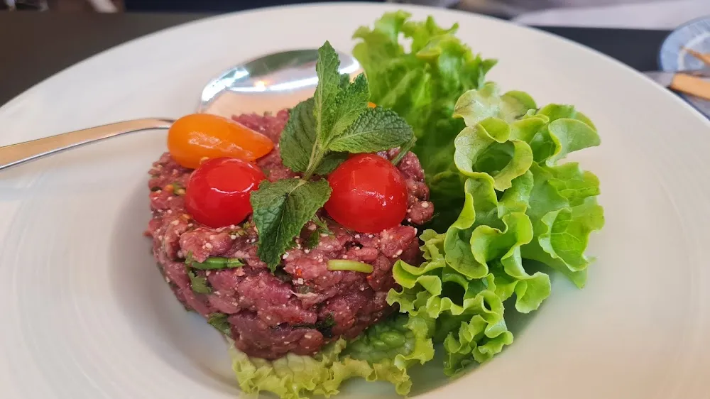 ก้อยเนื้อ